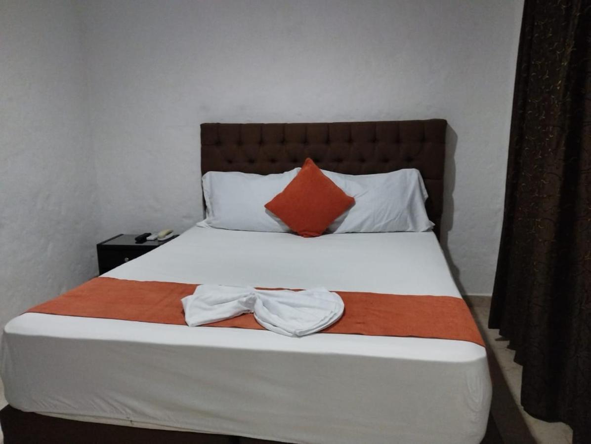 Blue Star Hotel Melgar Extérieur photo