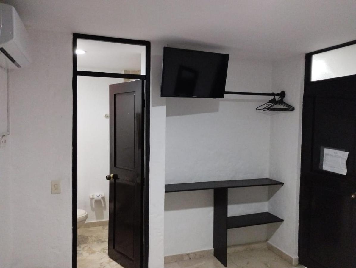 Blue Star Hotel Melgar Extérieur photo